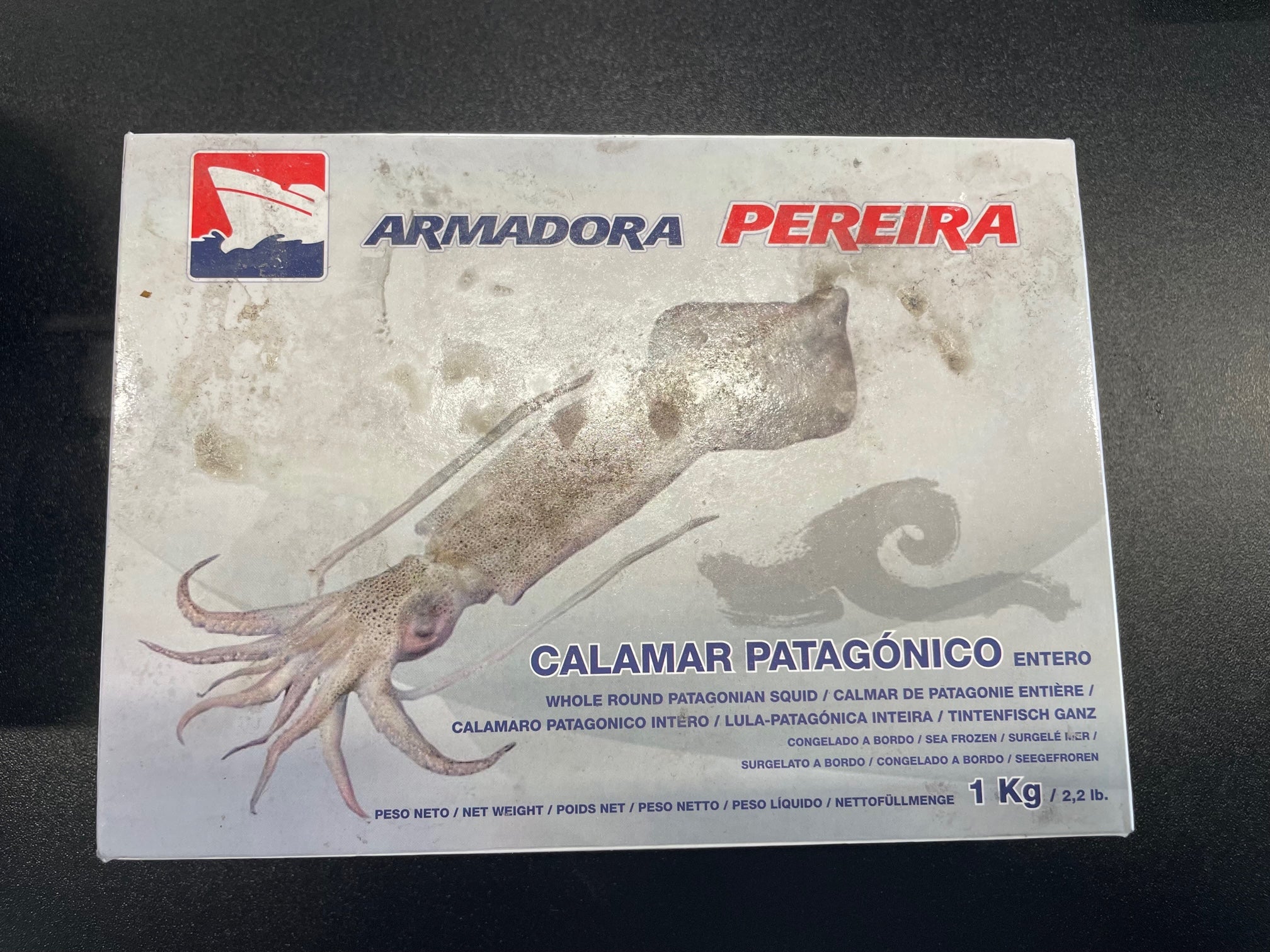 Calamar patagonico entero, 1kg